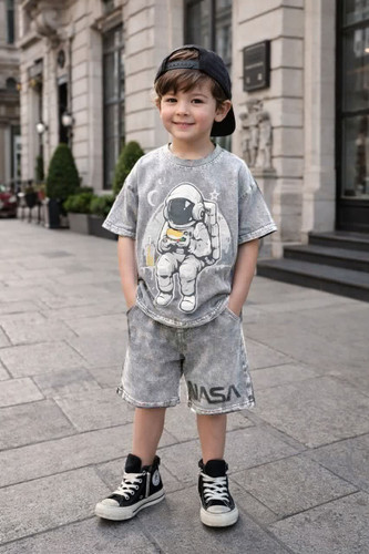 ست جذاب و دوست داشتنی فضانورد